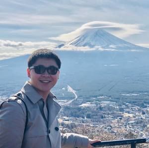 Meet your Posher, Justin